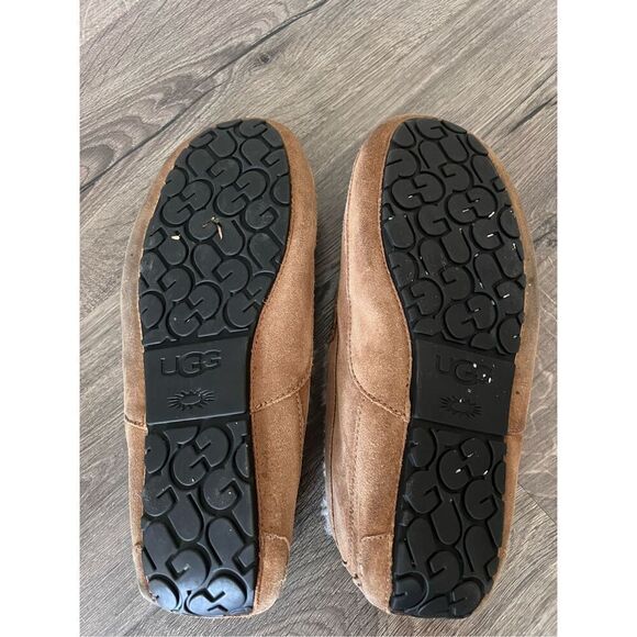 UGG Men's Ascot Slipper size 11(3E width ) - Picture 8 of 10